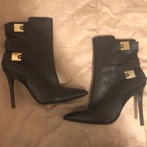 Guess by Marciano Size 8.5 Black Leather Boots